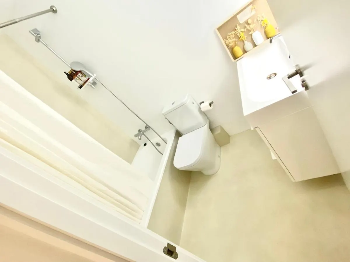 Barcelona Chic Apartments- Free Parking - 10 Min From Bcn City Centre By Metro Spanien